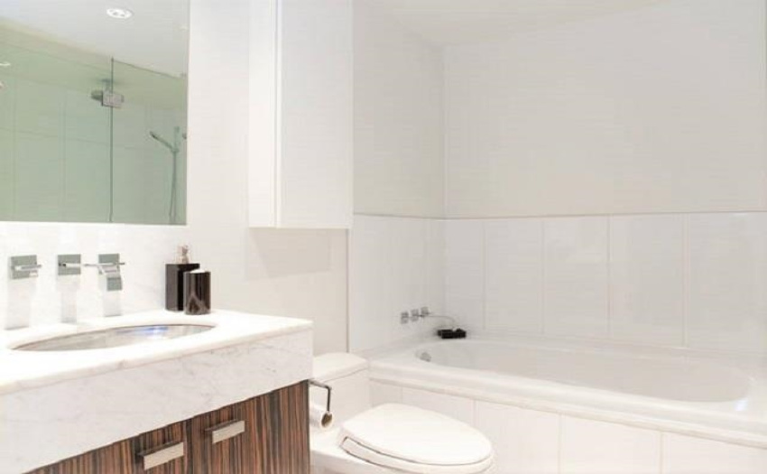 Large bathroom with soaker tub