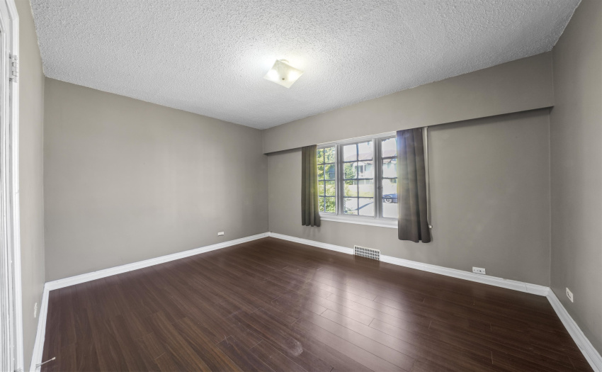Main floor bedroom #1