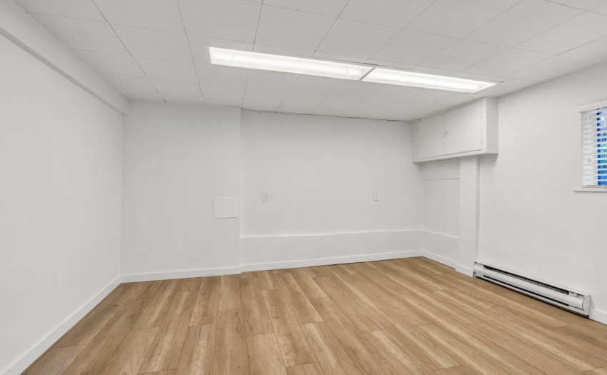 no closet
