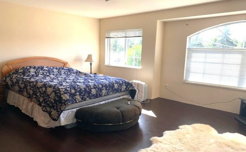 bedroom up with ensuite
