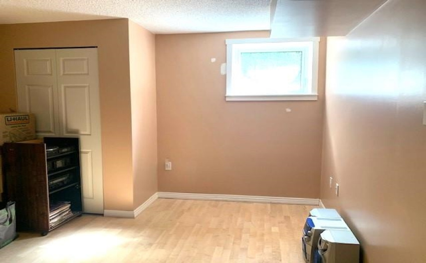 2 nd bedroom in basement