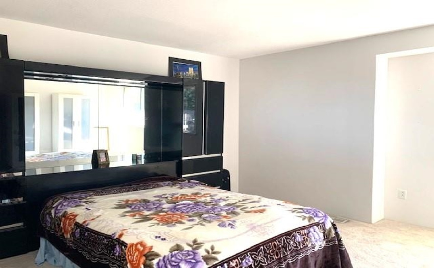 Huge bedroom on main floor