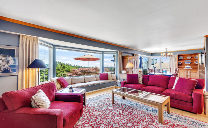 Large Living Room