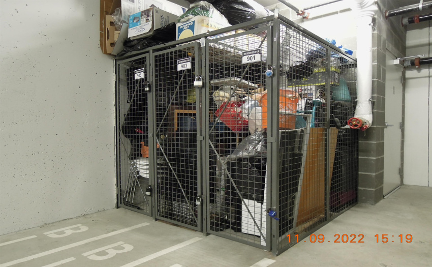 Storage locker