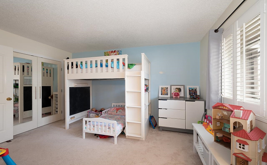 Spacious Bedroom