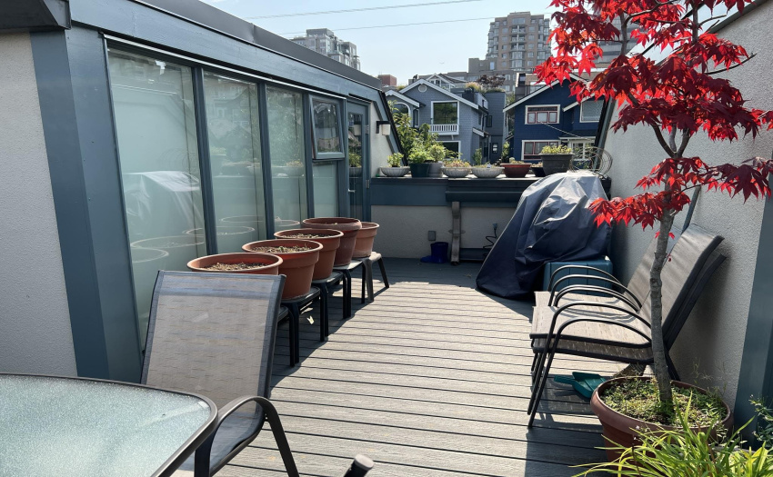 ROOF TOP