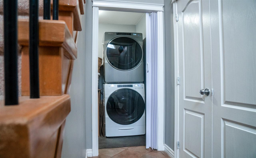 Burnaby, BC, 5 Bedrooms Bedrooms, ,4 BathroomsBathrooms,Residential Detached,For Sale,R2552254