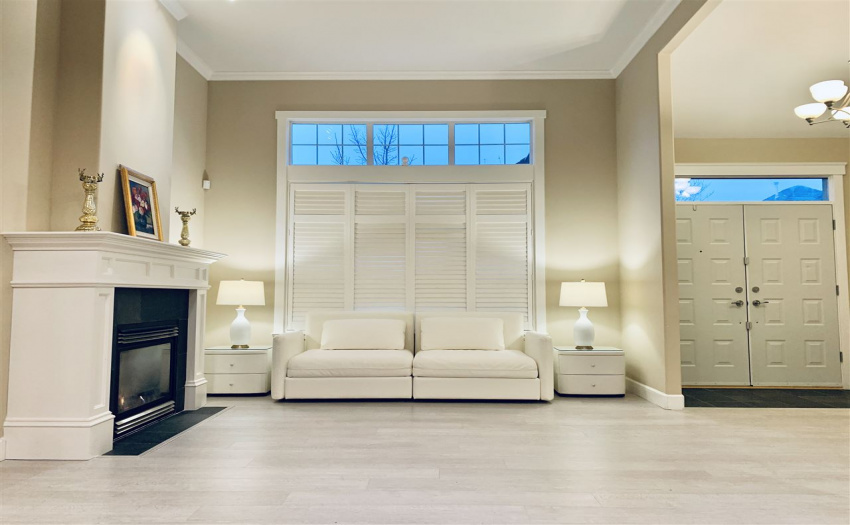 6882 HAMBER, Richmond, BC V7C 5T4, 5 Bedrooms Bedrooms, ,Residential Detached,For Sale,HAMBER,R2550573