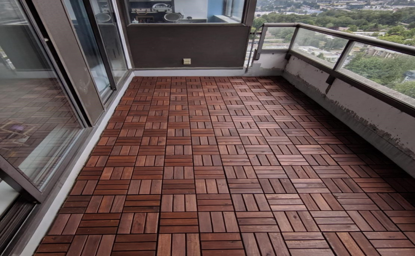 Tiles are not glued down and can be easily moved.