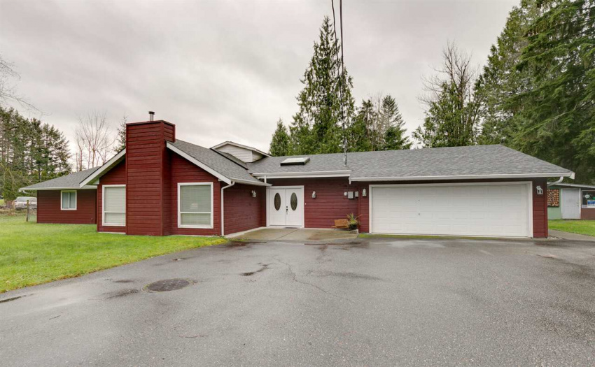 8715 DEWDNEY TRUNK ROAD, Mission, BC V2V 6Y2, 4 Bedrooms Bedrooms, ,3 BathroomsBathrooms,Residential Detached,Sold,8715 DEWDNEY TRUNK ROAD,R2521825