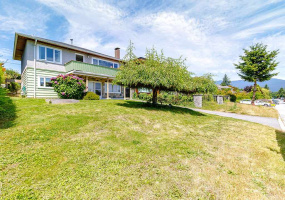 832 CALVERHALL STREET, North Vancouver, BC V7L 1X9, 3 Bedrooms Bedrooms, ,2 BathroomsBathrooms,Residential Detached,Sold,832 CALVERHALL STREET,R2490407