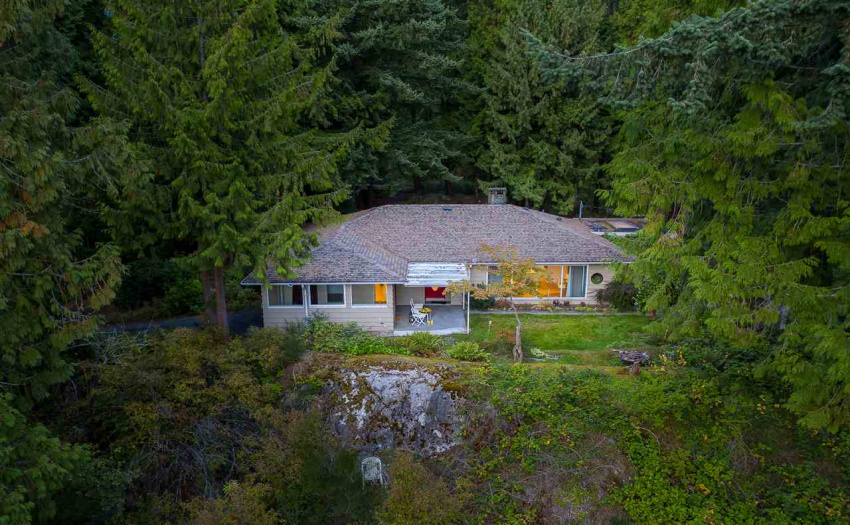 5375 THE TERRACE AVENUE, West Vancouver, BC V7W 1M9, 4 Bedrooms Bedrooms, ,3 BathroomsBathrooms,Residential Detached,Sold,5375 THE TERRACE AVENUE,R2399075