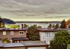 1236 DUCHESS AVENUE, West Vancouver, BC V7T 1H4, 4 Bedrooms Bedrooms, ,2 BathroomsBathrooms,Residential Detached,Sold,1236 DUCHESS AVENUE,R2512610