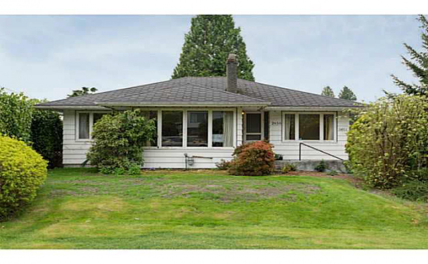 2458 LAWSON AVENUE, West Vancouver, BC V7V 2E8, 6 Bedrooms Bedrooms, ,2 BathroomsBathrooms,Residential Detached,Sold,2458 LAWSON AVENUE,V1008398