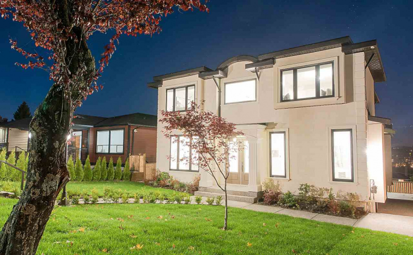 7872 CARIBOO ROAD, Burnaby, BC V3N 4B5, 5 Bedrooms Bedrooms, ,7 BathroomsBathrooms,Residential Detached,Sold,7872 CARIBOO ROAD,R2212282