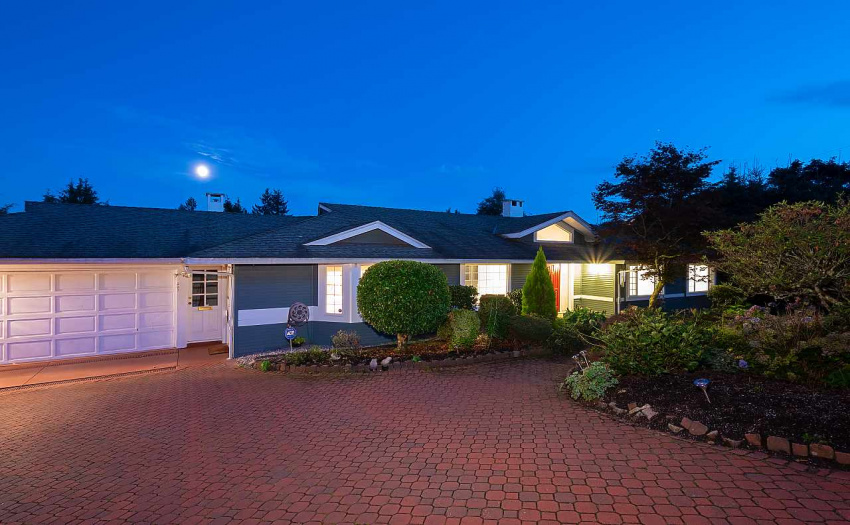 560 KNOCKMAROON ROAD, West Vancouver, BC V7S 1R6, 5 Bedrooms Bedrooms, ,4 BathroomsBathrooms,Residential Detached,Sold,560 KNOCKMAROON ROAD,R2437663