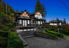 4808 SKYLINE DRIVE, North Vancouver, BC V7R 3J1, 5 Bedrooms Bedrooms, ,6 BathroomsBathrooms,Residential Detached,Sold,4808 SKYLINE DRIVE,R2436001