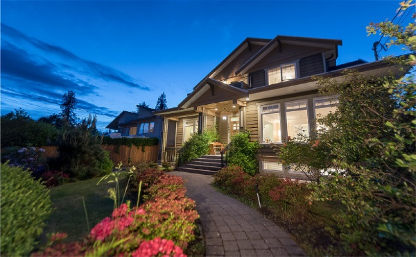 2293 FULTON AVENUE, West Vancouver, BC V7V 1T7, 6 Bedrooms Bedrooms, ,6 BathroomsBathrooms,Residential Detached,Sold,2293 FULTON AVENUE,R2193540