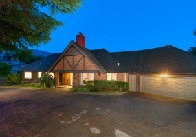 933 EYREMOUNT DRIVE, West Vancouver, BC V7S 2B2, 5 Bedrooms Bedrooms, ,3 BathroomsBathrooms,Residential Detached,Sold,933 EYREMOUNT DRIVE,R2544628