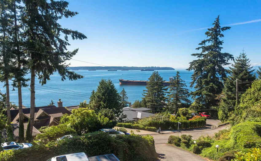 3675 CREERY AVENUE, West Vancouver, BC V7V 2M3, 4 Bedrooms Bedrooms, ,4 BathroomsBathrooms,Residential Detached,Sold,3675 CREERY AVENUE,R2520330