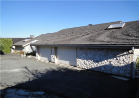 1124 HILLSIDE ROAD, West Vancouver, BC V7S 2G4, 3 Bedrooms Bedrooms, ,3 BathroomsBathrooms,Residential Detached,Sold,1124 HILLSIDE ROAD,V1136999